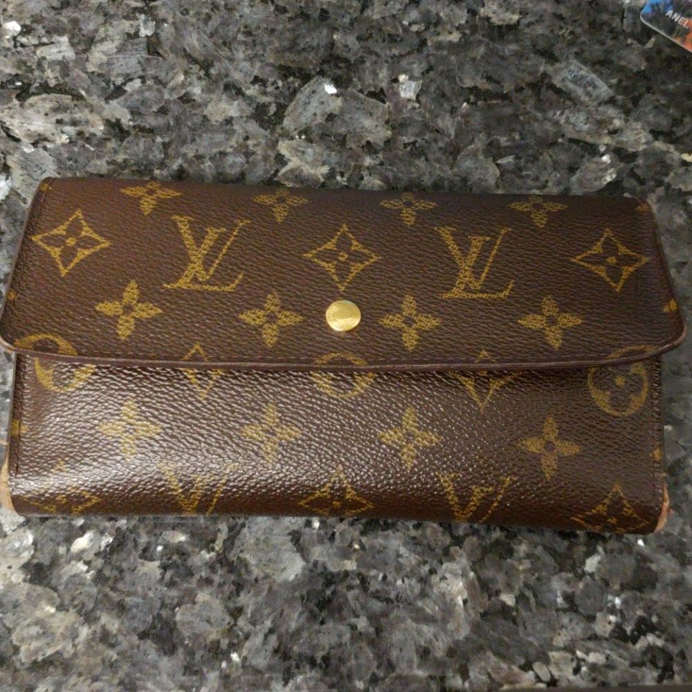 louis vuitton wallet
